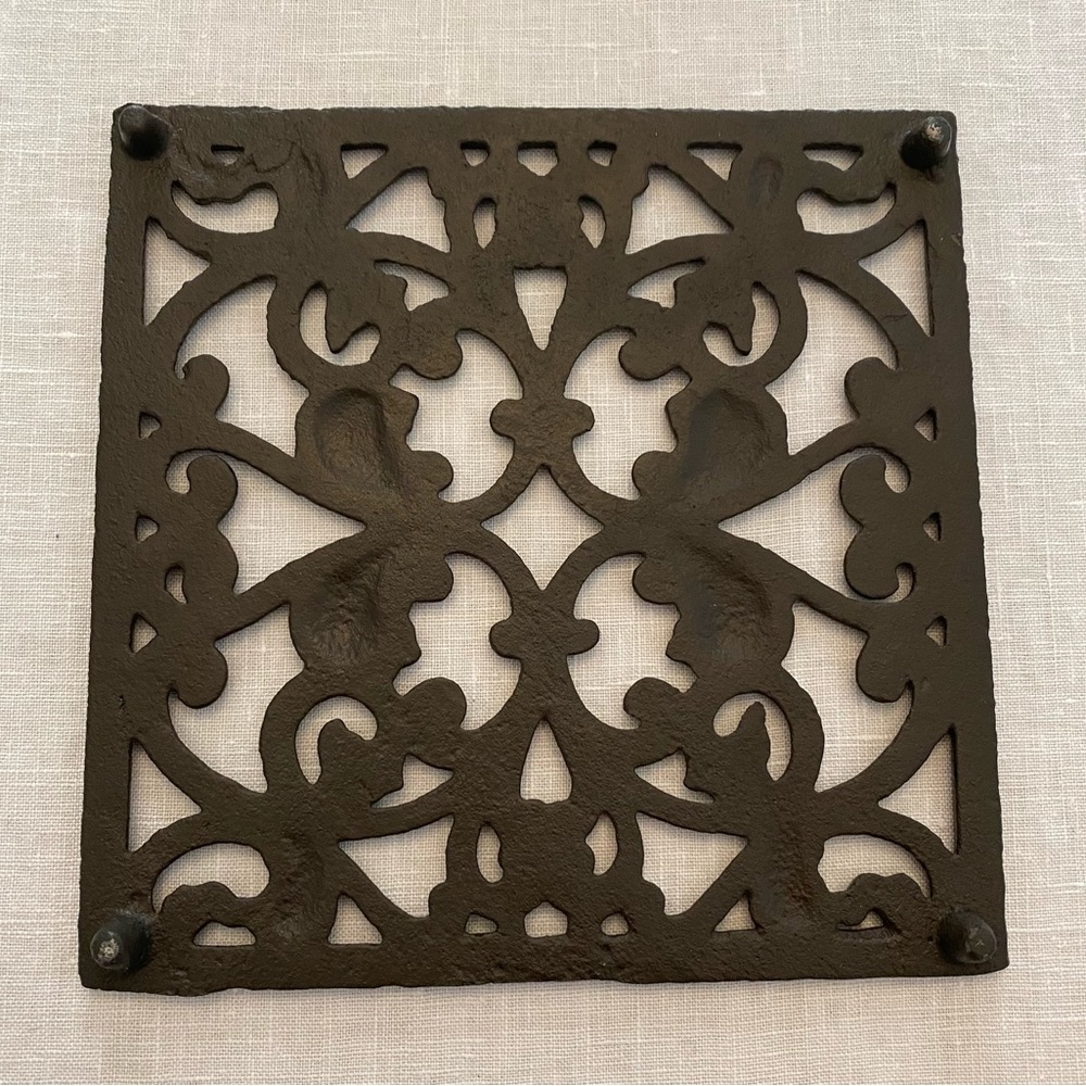 Decorative Cast Iron Trivet - Picture 2 of 4